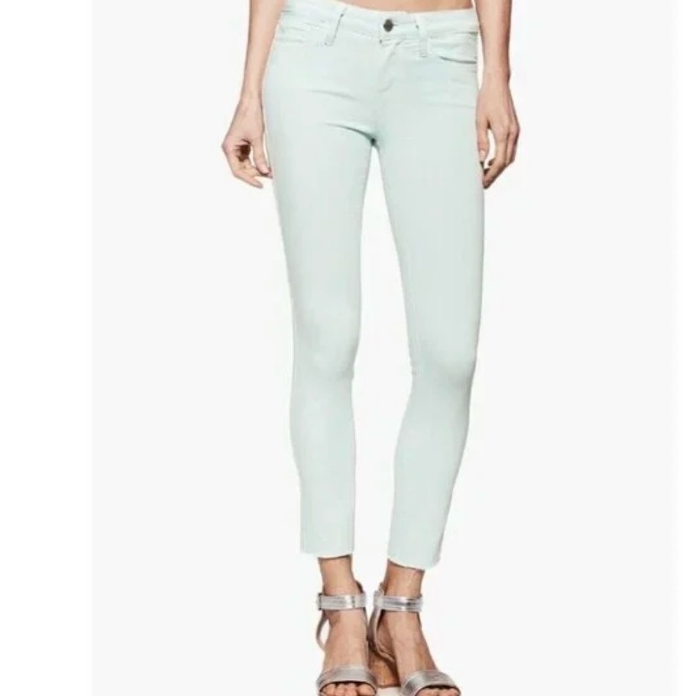 Stylish Light Blue Skinny Jeans new with tags